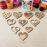 Sagome in legno cuori traforati - set da 10 pz, 2,5 - 2,8 cm