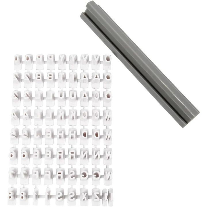 Set di timbri con lettere e numeri per pasta da modellare — immagine 2